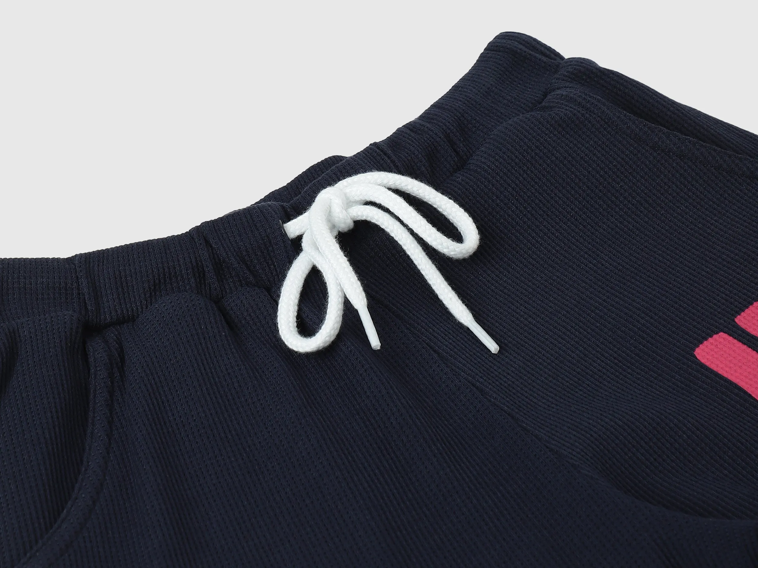 Solid Drawstring Regular-Fit Shorts