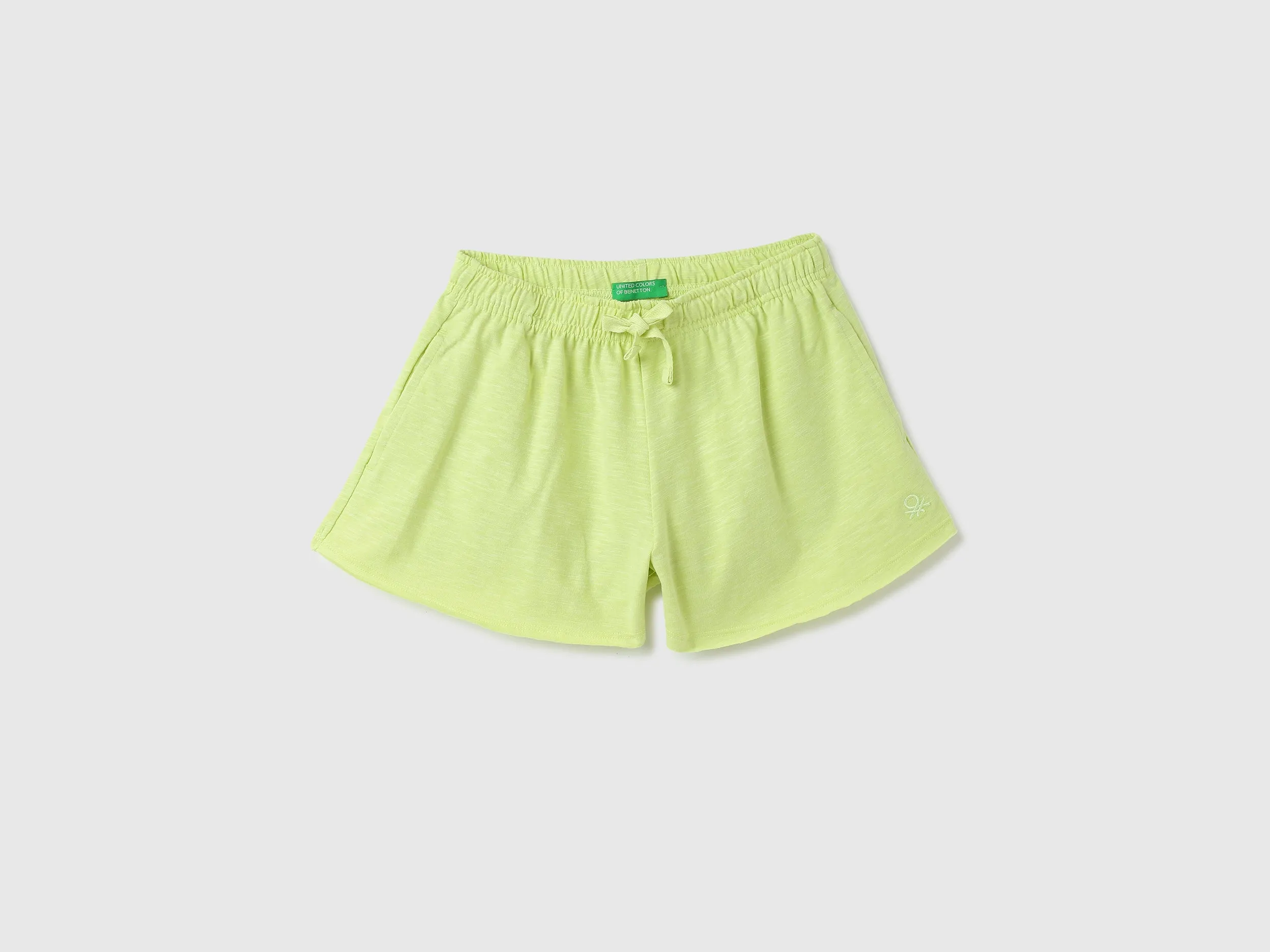 Solid Drawstring Regular-Fit Shorts