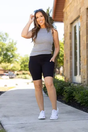 The Bree Essential Biker Shorts – Black