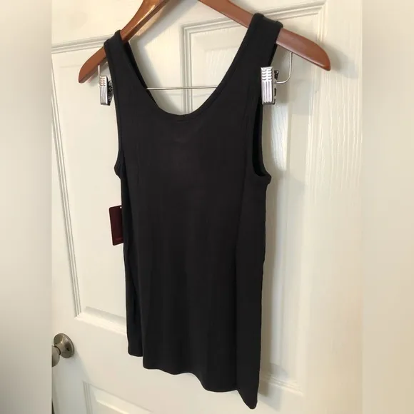 Tommy Johns tank and shorts lounge set (S)