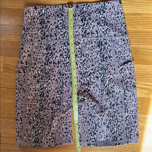 VARLEY Let's Go Animal-Print Shorts. Small NWOT ☆🐾