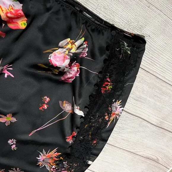 Victoria Secret Floral Side Slit Button Lace Midi Skirt