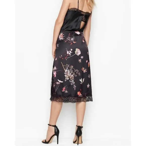 Victoria Secret Floral Side Slit Button Lace Midi Skirt