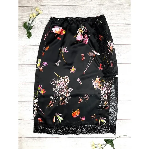 Victoria Secret Floral Side Slit Button Lace Midi Skirt