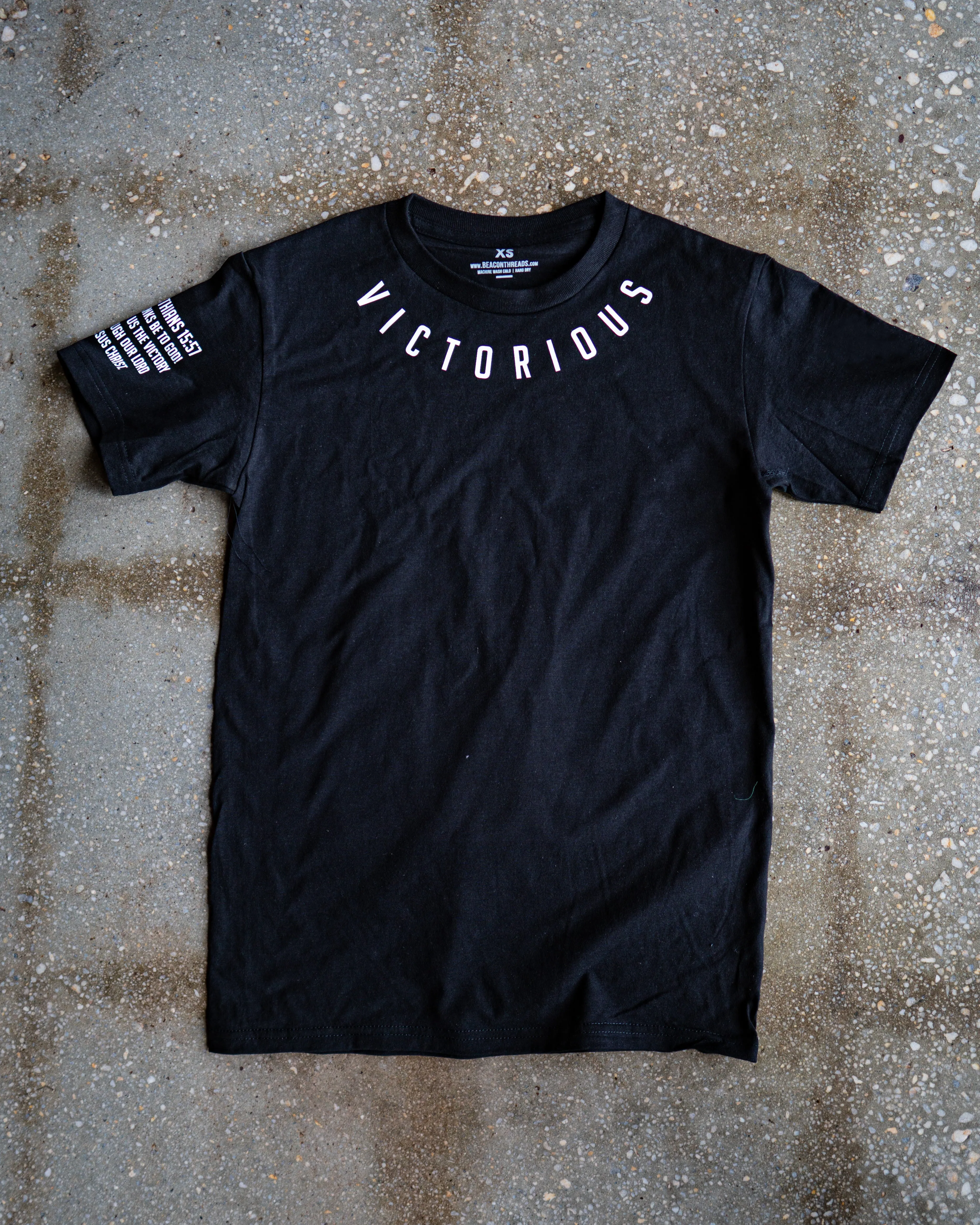 VICTORIOUS Adult Box T-shirt