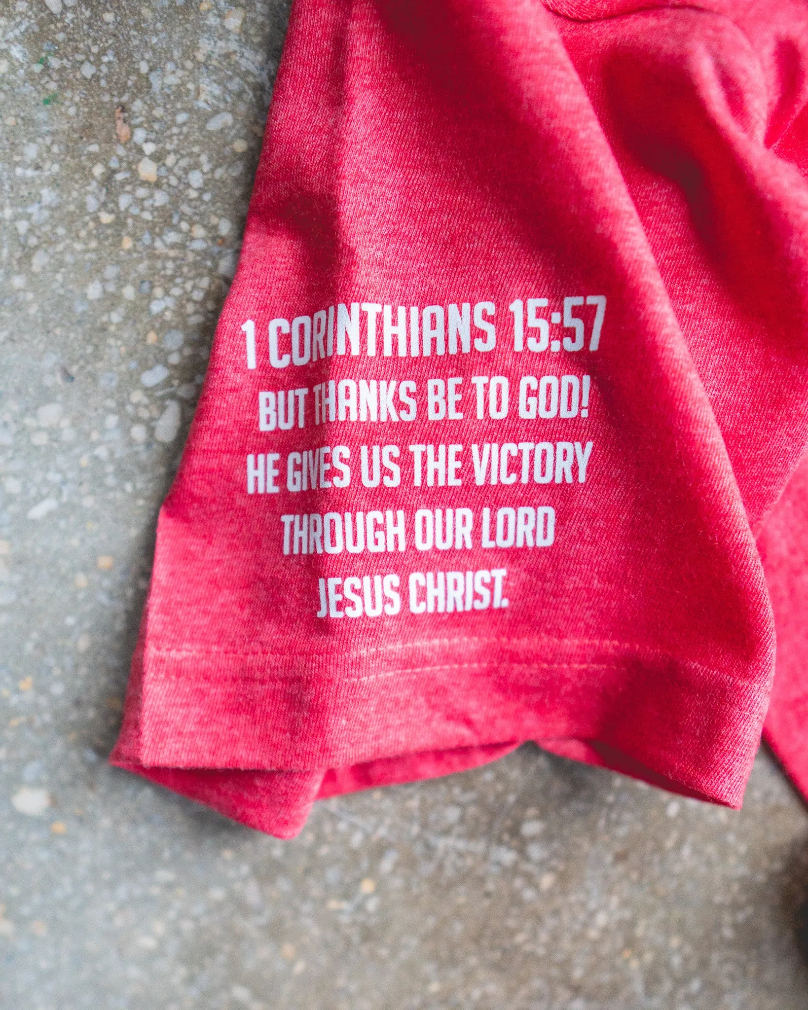 VICTORIOUS Adult Box T-shirt