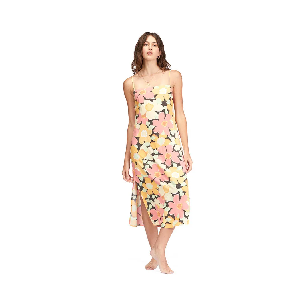 Weekend Waves Wvdr Women's Apparel