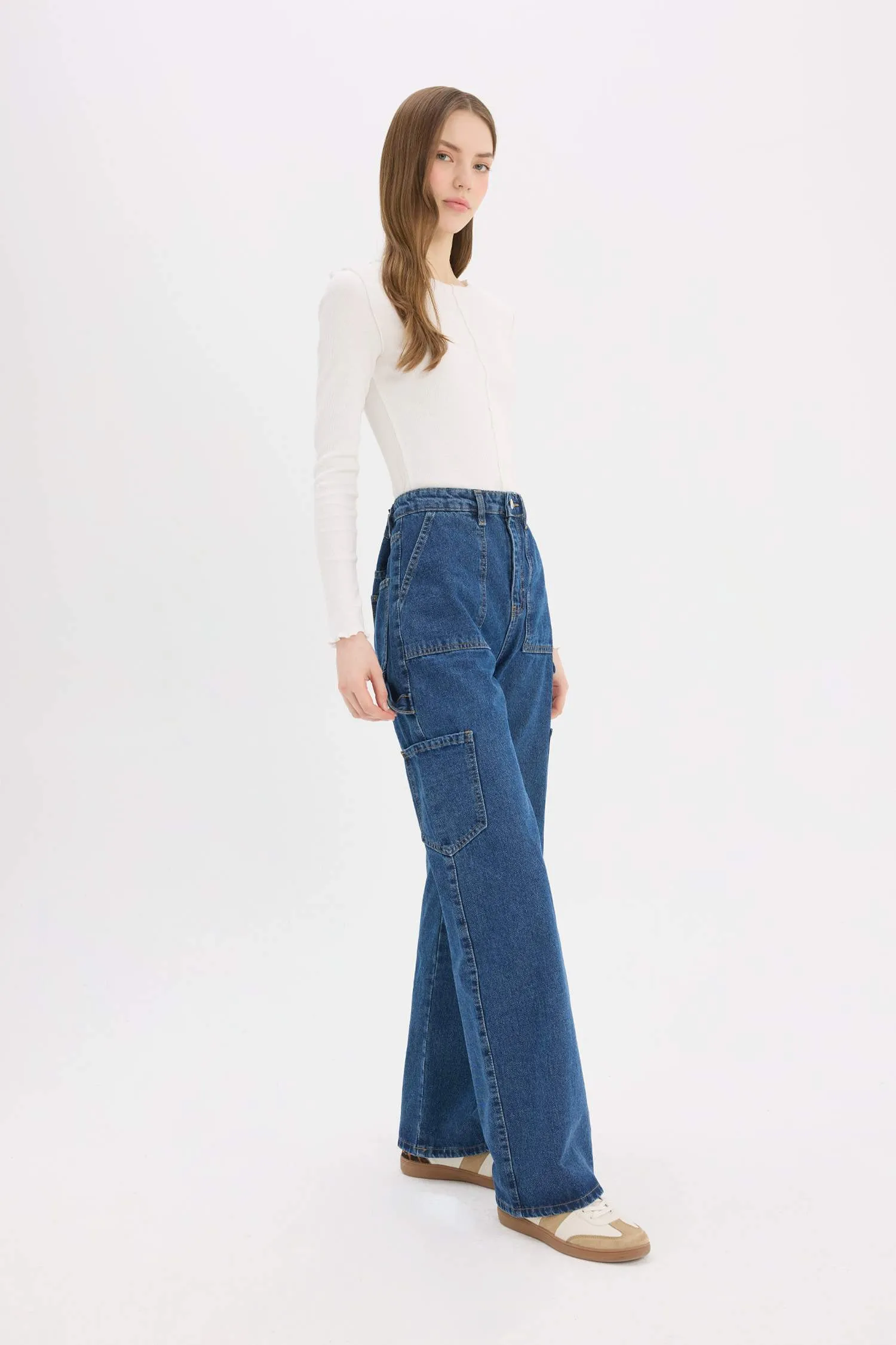 Wide Leg High Waist Straight Leg Cargo Jeans