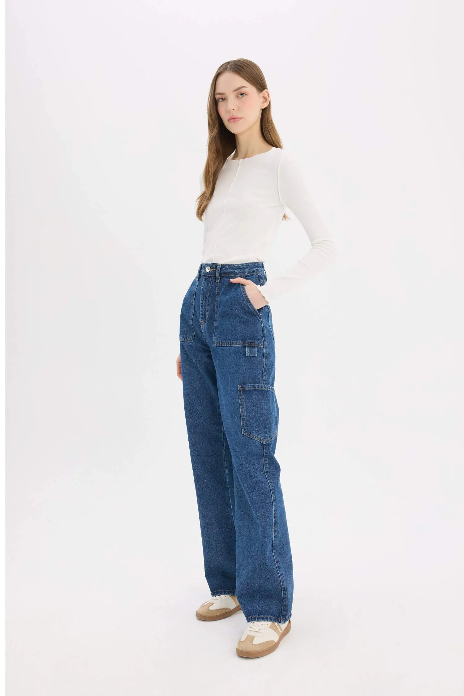 Wide Leg High Waist Straight Leg Cargo Jeans