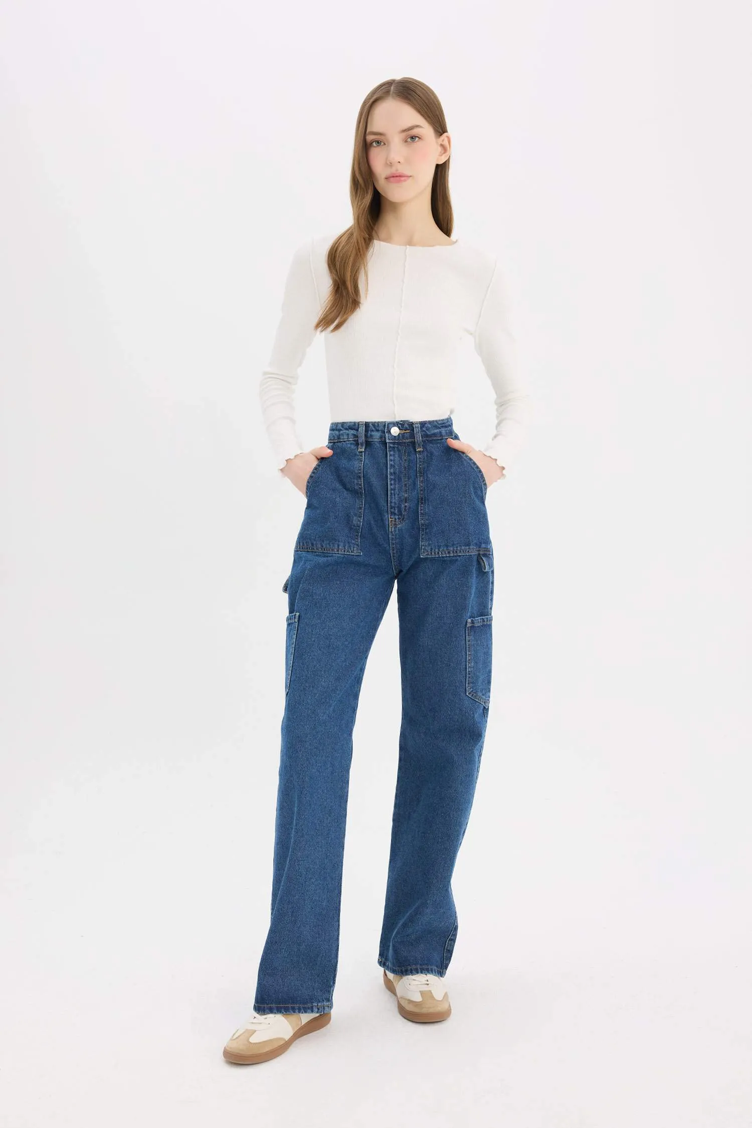 Wide Leg High Waist Straight Leg Cargo Jeans