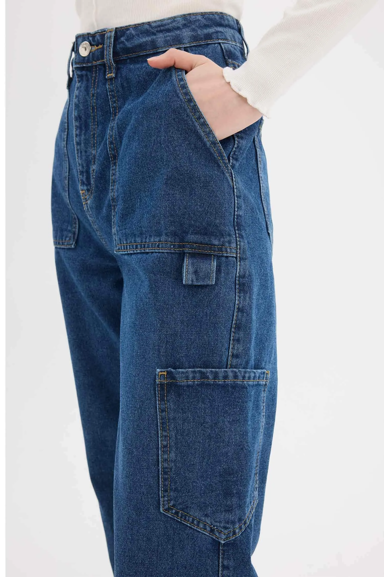 Wide Leg High Waist Straight Leg Cargo Jeans