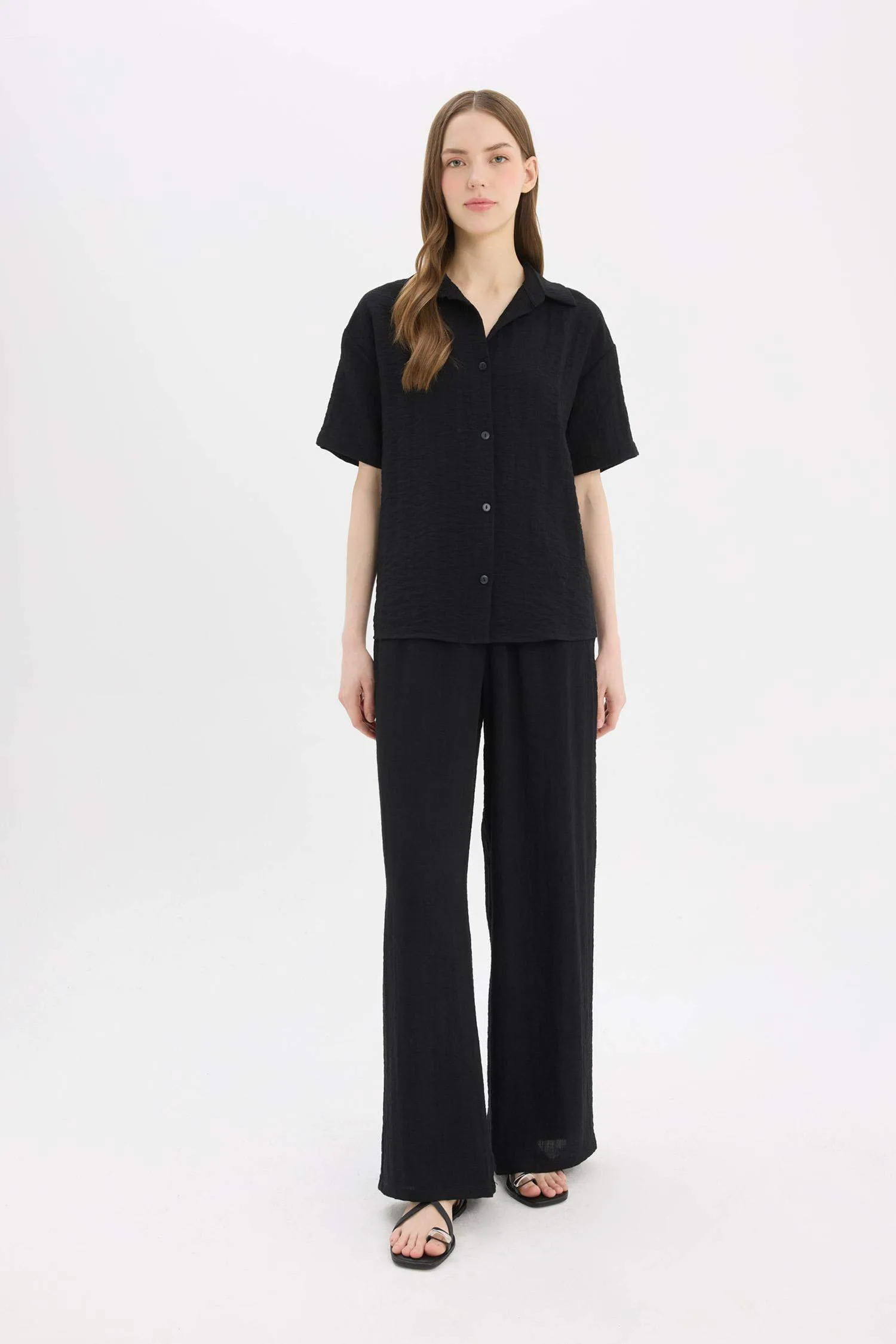 Wide Leg Normal Waist Standard Length Trousers