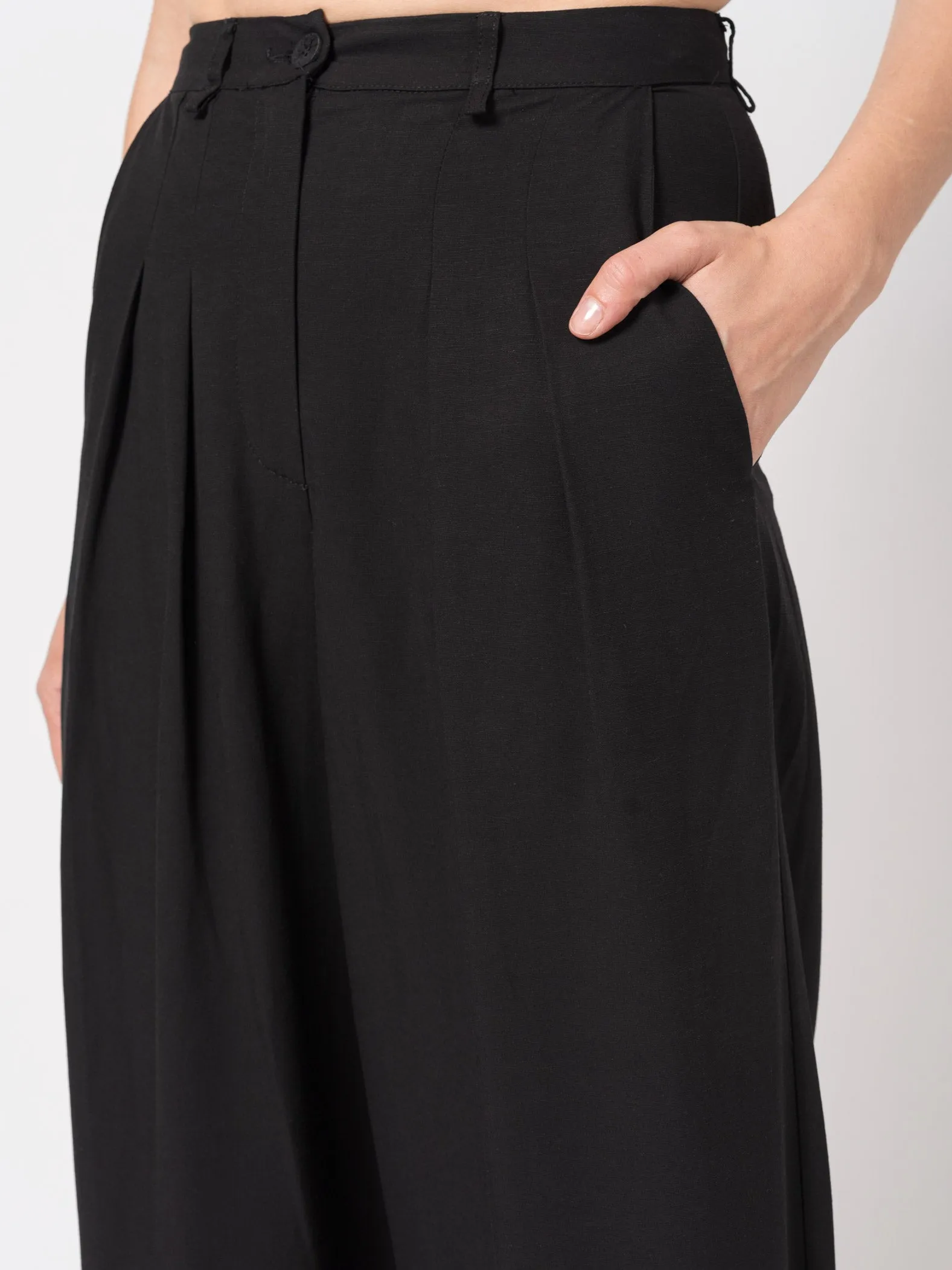 Wide-Leg Pleated Trousers