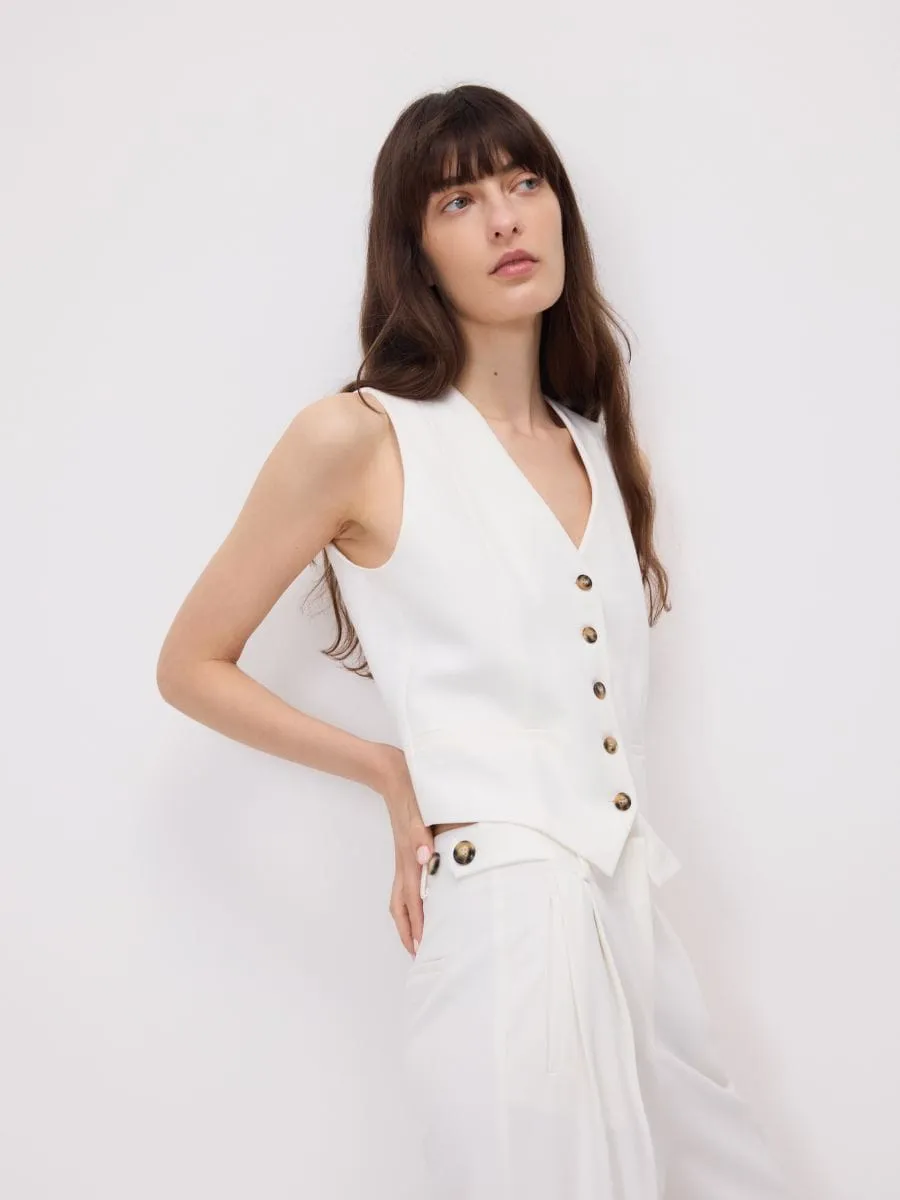 Wide leg trousers